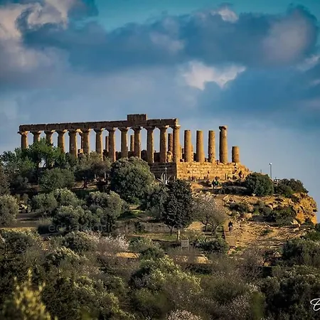 Grotta Dei Greci Agrigento